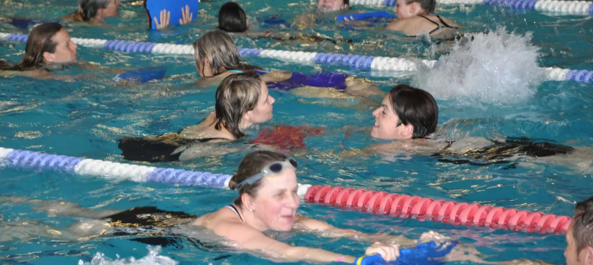 Die Behindertensportleiter Ausbildung Schwimmen Polysport fokussiert auf den Schwimmsport in allen Varianten