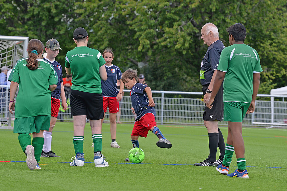 Die UEFA Foundation for Children unterstützt das PluSport Fussballprojekt erneut