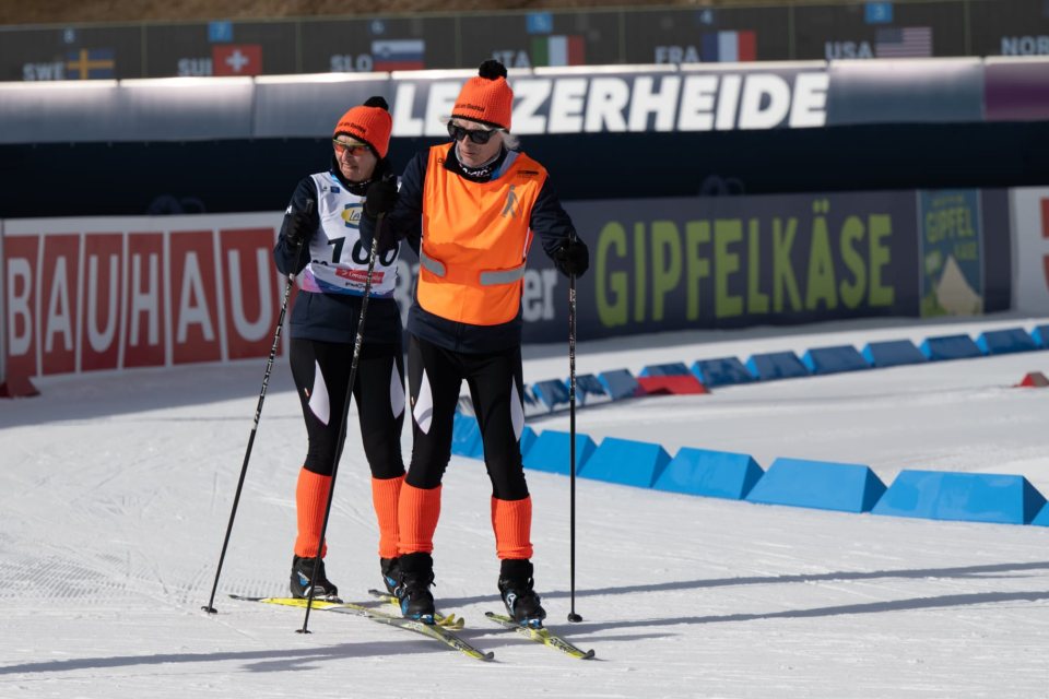 Erika Kälin mit Guide Rainer Schütz